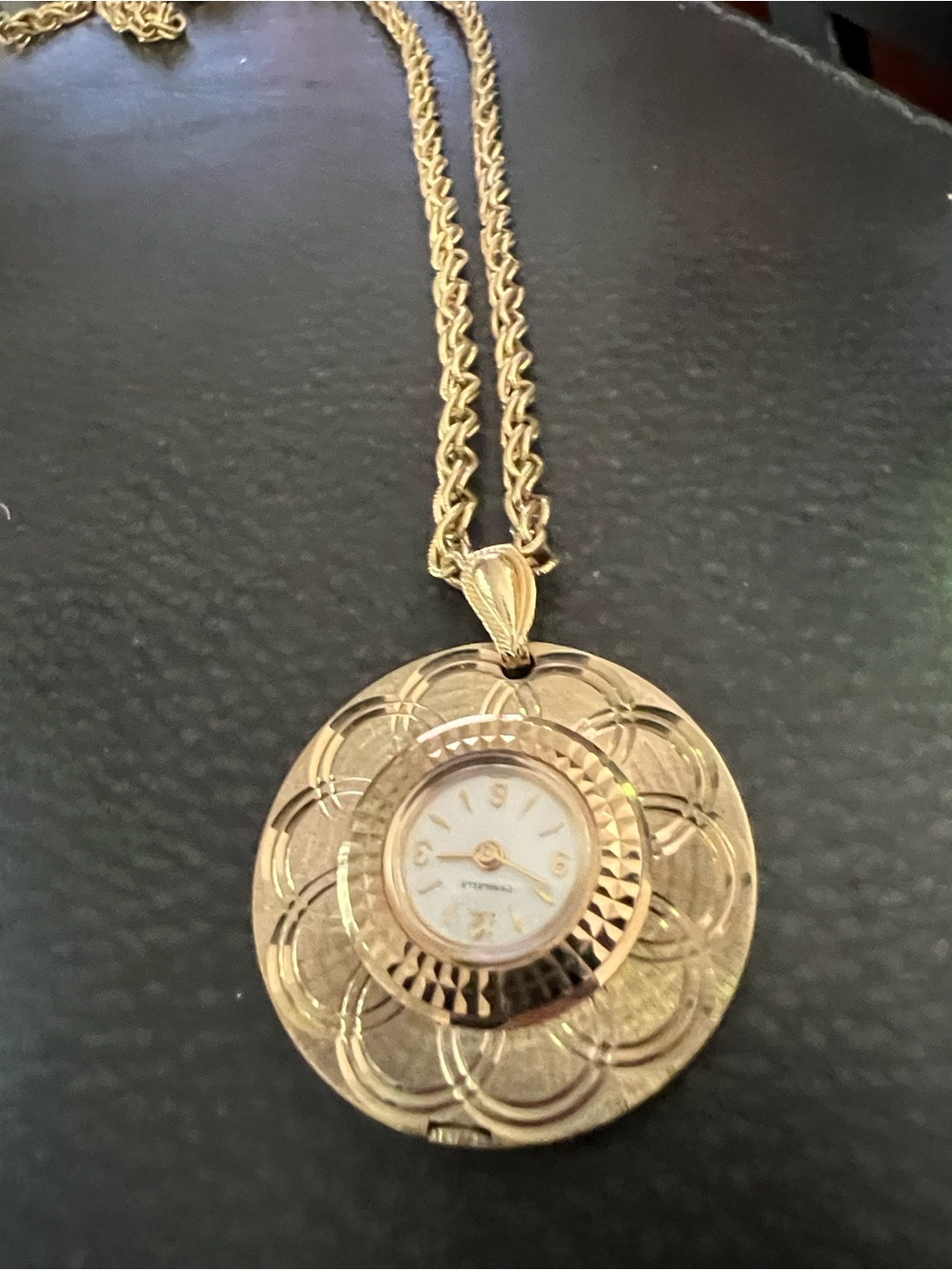 Caravelle WATCH LADIES Pendant